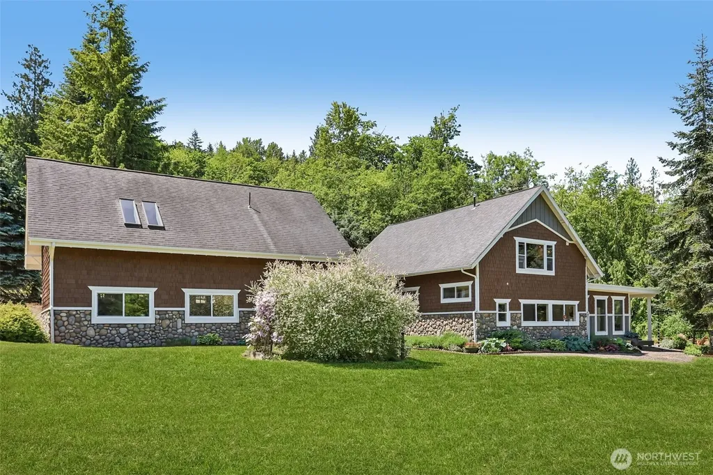 32011 SE 48th Street Fall City WA 98024