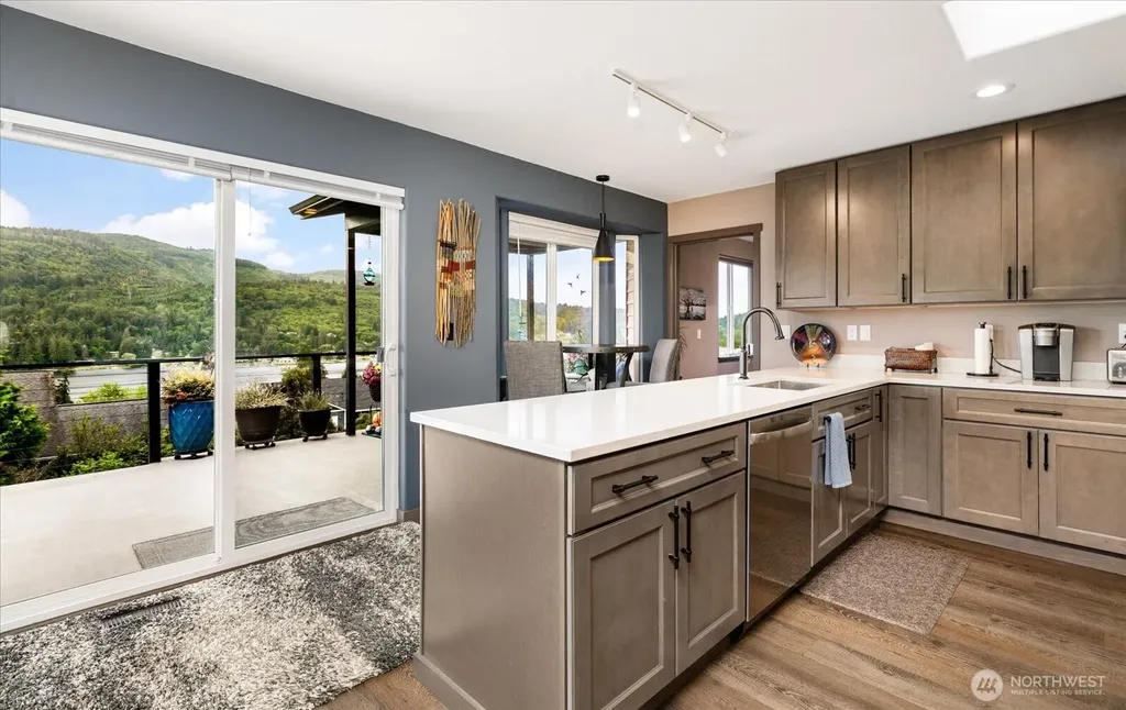 24153 Walker Valley Road Mount Vernon WA 98274