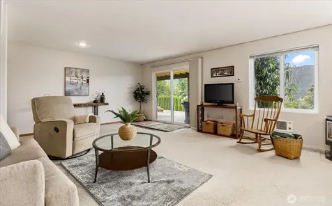 24153 Walker Valley Road Mount Vernon WA 98274
