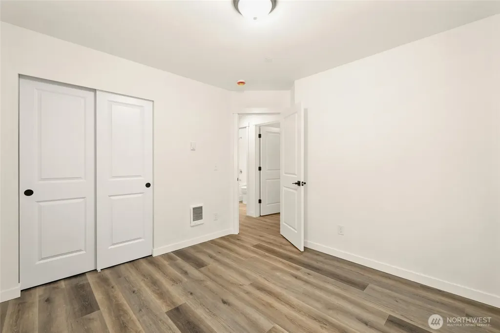 56114 343rd Avenue Ct E Ashford WA 98304