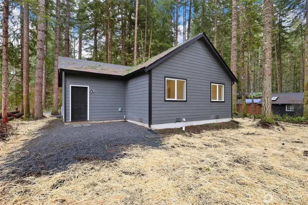 56114 343rd Avenue Ct E Ashford WA 98304
