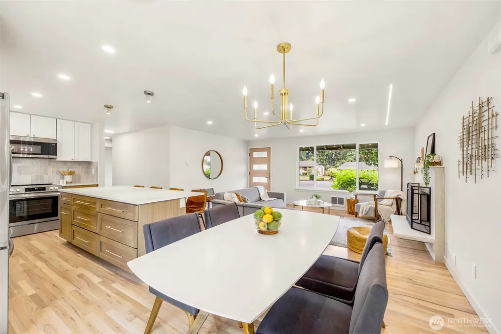 30032 5th Avenue SW Federal Way WA 98023