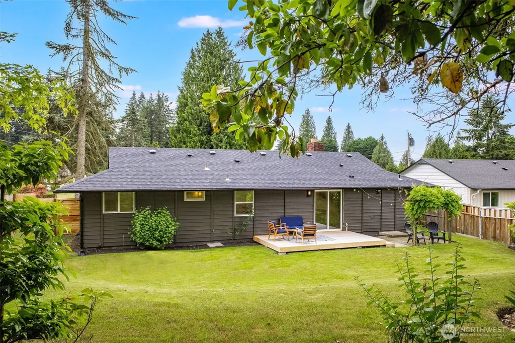 30032 5th Avenue SW Federal Way WA 98023