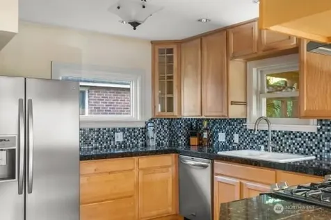 1600 27th Avenue Seattle WA 98122