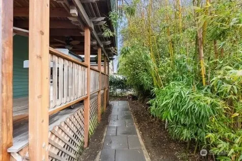 1600 27th Avenue Seattle WA 98122