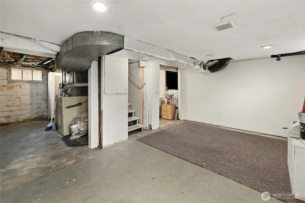 6315 Yakima Avenue Tacoma WA 98408