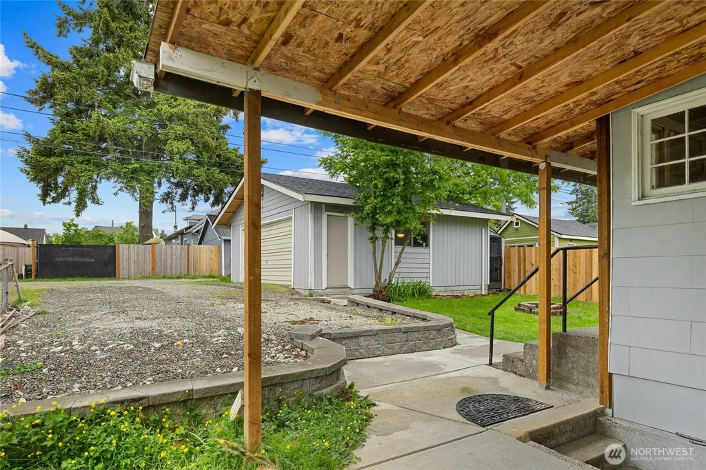 6315 Yakima Avenue Tacoma WA 98408