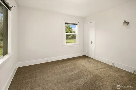 6315 Yakima Avenue Tacoma WA 98408