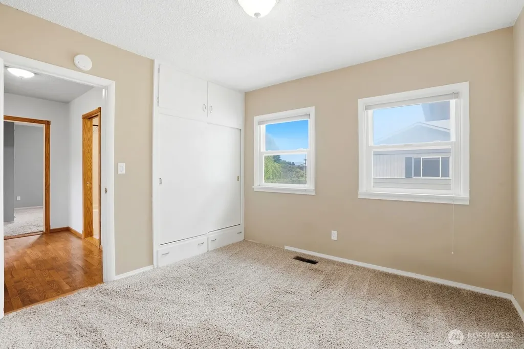 4101 Ahtanum Yakima WA 98903