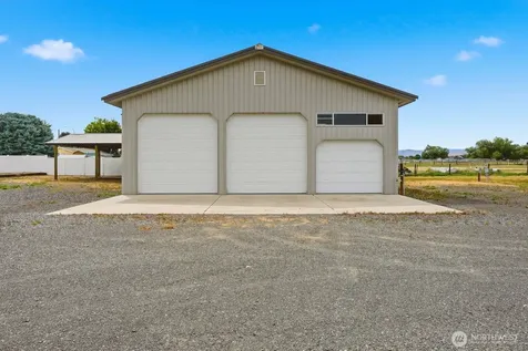 4101 Ahtanum Yakima WA 98903