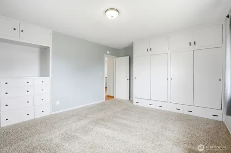 4101 Ahtanum Yakima WA 98903