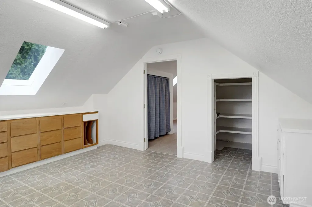 14902 Turner Road SE Rainier WA 98576