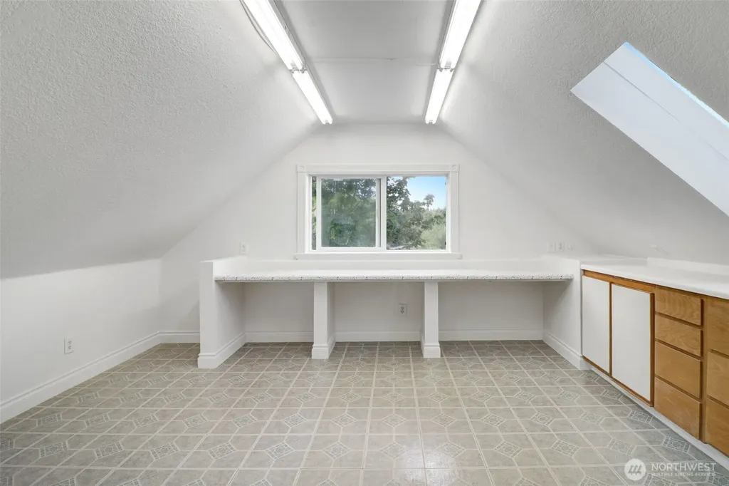 14902 Turner Road SE Rainier WA 98576
