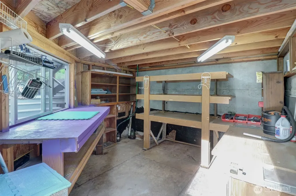14902 Turner Road SE Rainier WA 98576