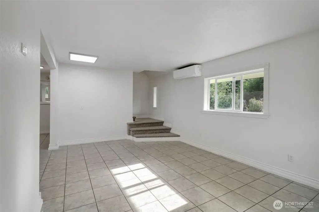 14902 Turner Road SE Rainier WA 98576