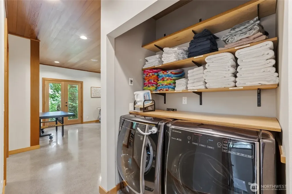 8574 Mount Baker Highway Deming WA 98244