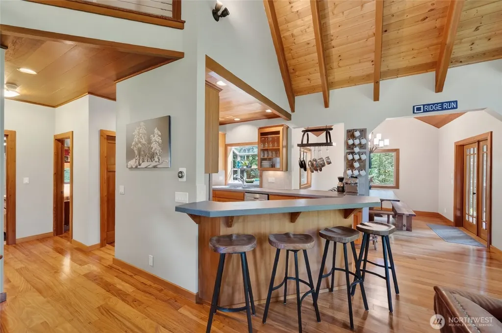 8574 Mount Baker Highway Deming WA 98244
