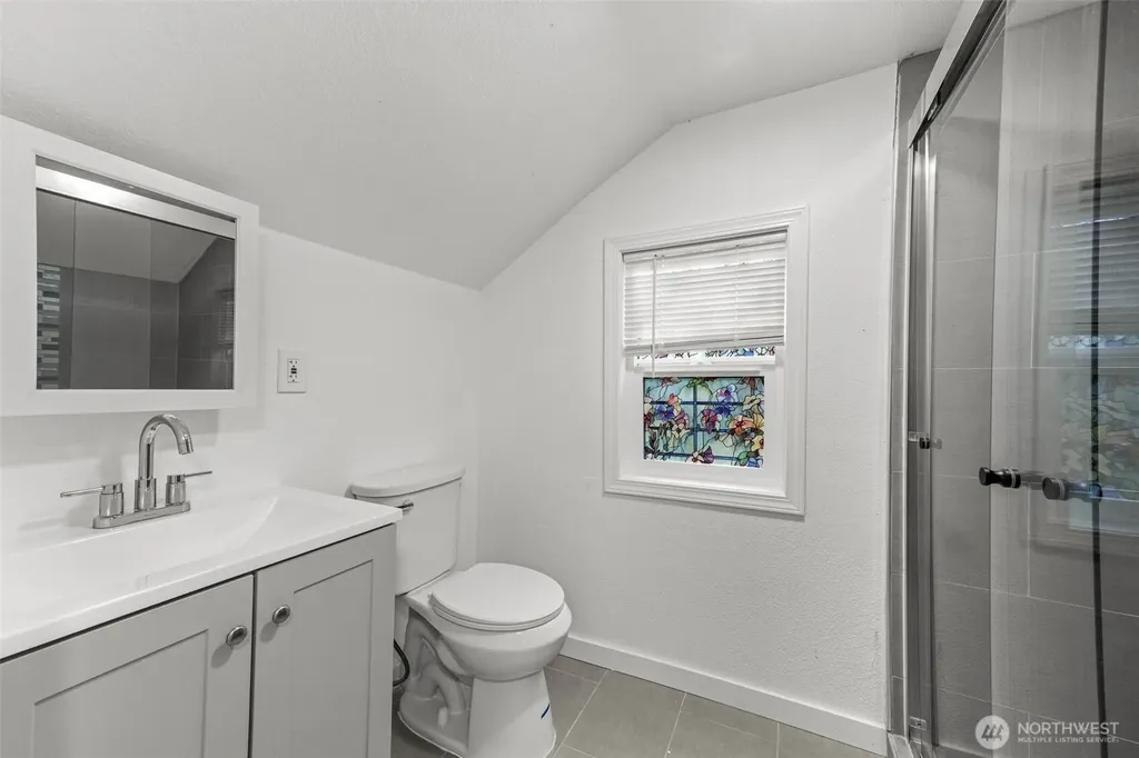 172 S Bank Road Elma WA 98541