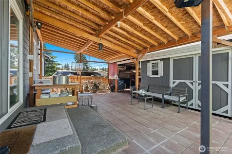 7208 S Oakes Street Tacoma WA 98409