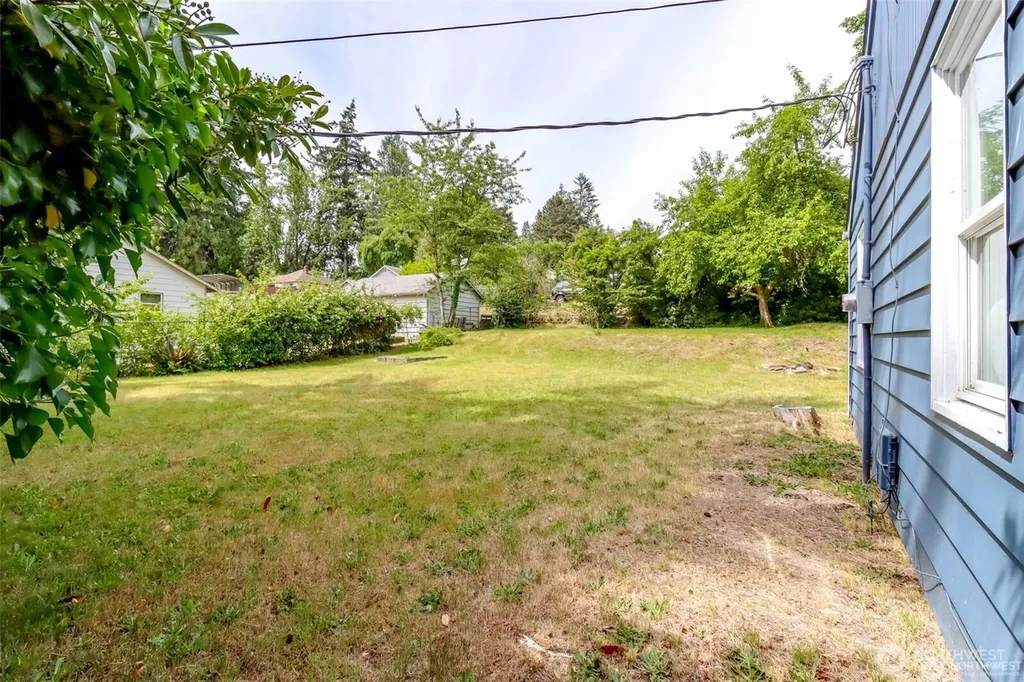 341 Bertha Avenue Bremerton WA 98312
