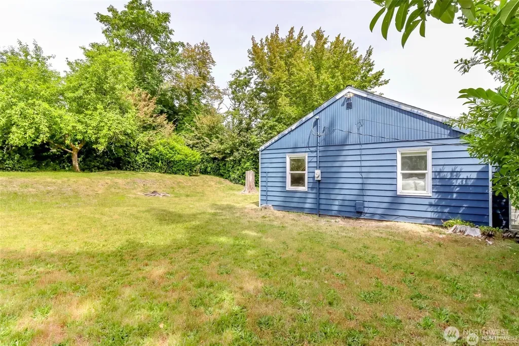 341 Bertha Avenue Bremerton WA 98312