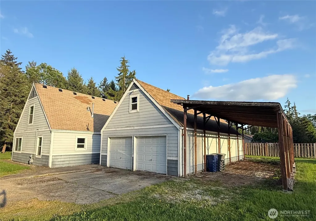 102 Hawthorne Avenue E Pacific WA 98047