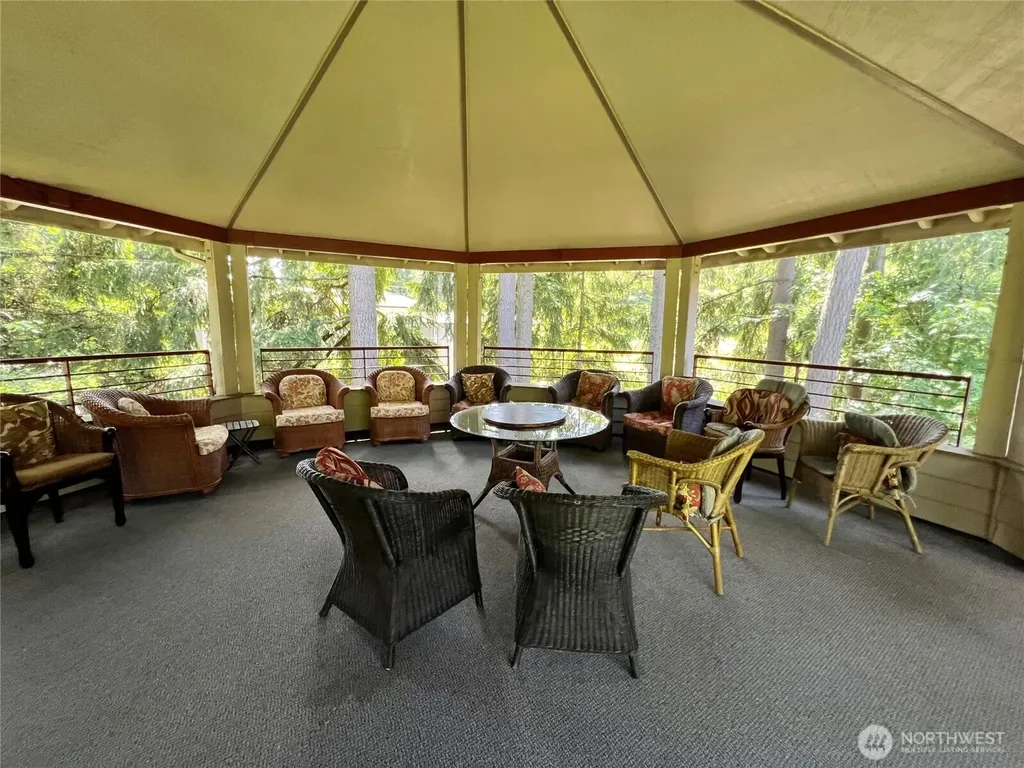 1684 152nd Avenue NE Bellevue WA 98007