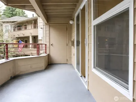 1684 152nd Avenue NE Bellevue WA 98007