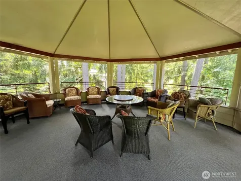1684 152nd Avenue NE Bellevue WA 98007