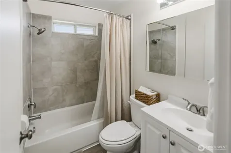 214 G Street NE Ephrata WA 98823
