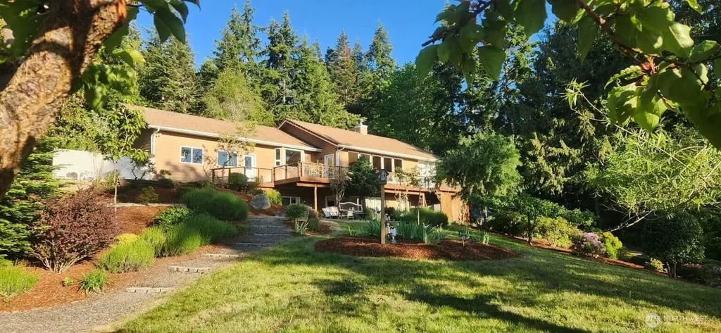 823 Fox Hollow Road Sequim WA 98382