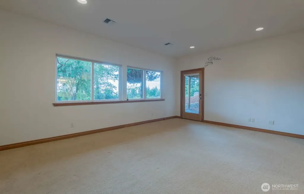 823 Fox Hollow Road Sequim WA 98382