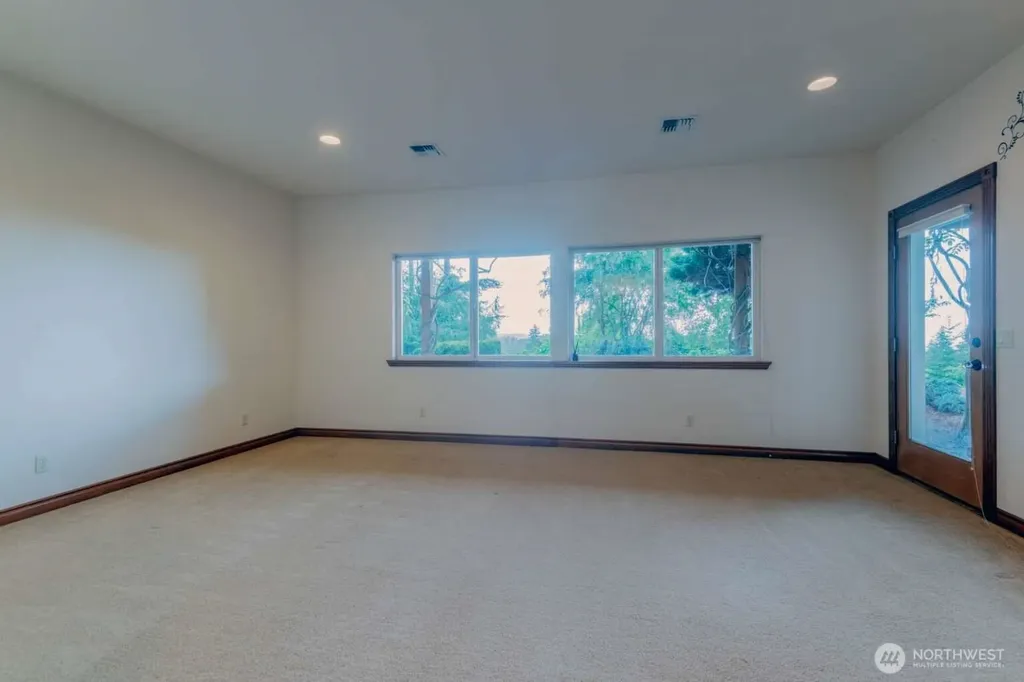 823 Fox Hollow Road Sequim WA 98382