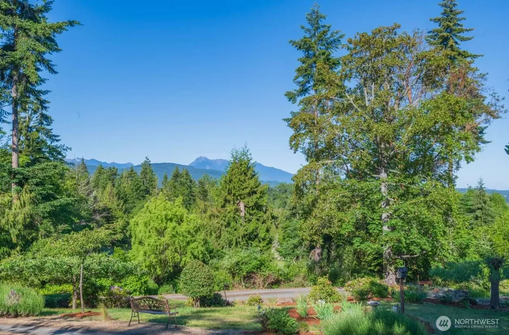 823 Fox Hollow Road Sequim WA 98382