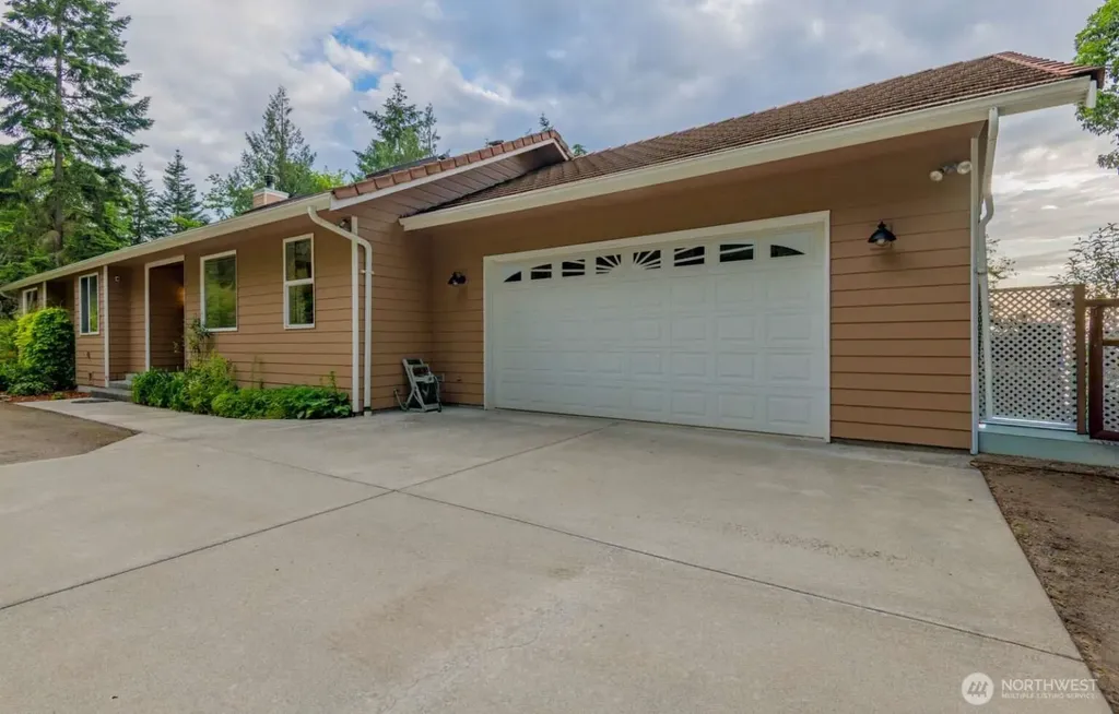 823 Fox Hollow Road Sequim WA 98382