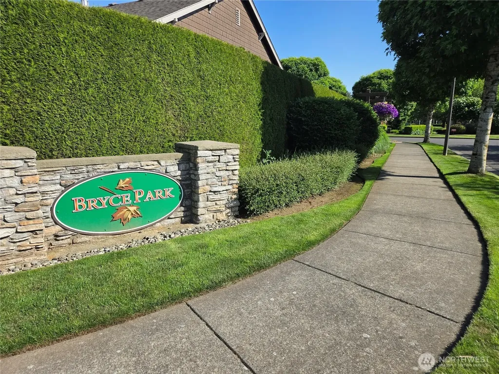 1515 Bryce Park Loop Lynden WA 98264