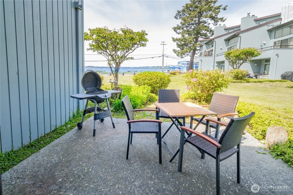 7806 Birch Bay Drive Blaine WA 98230