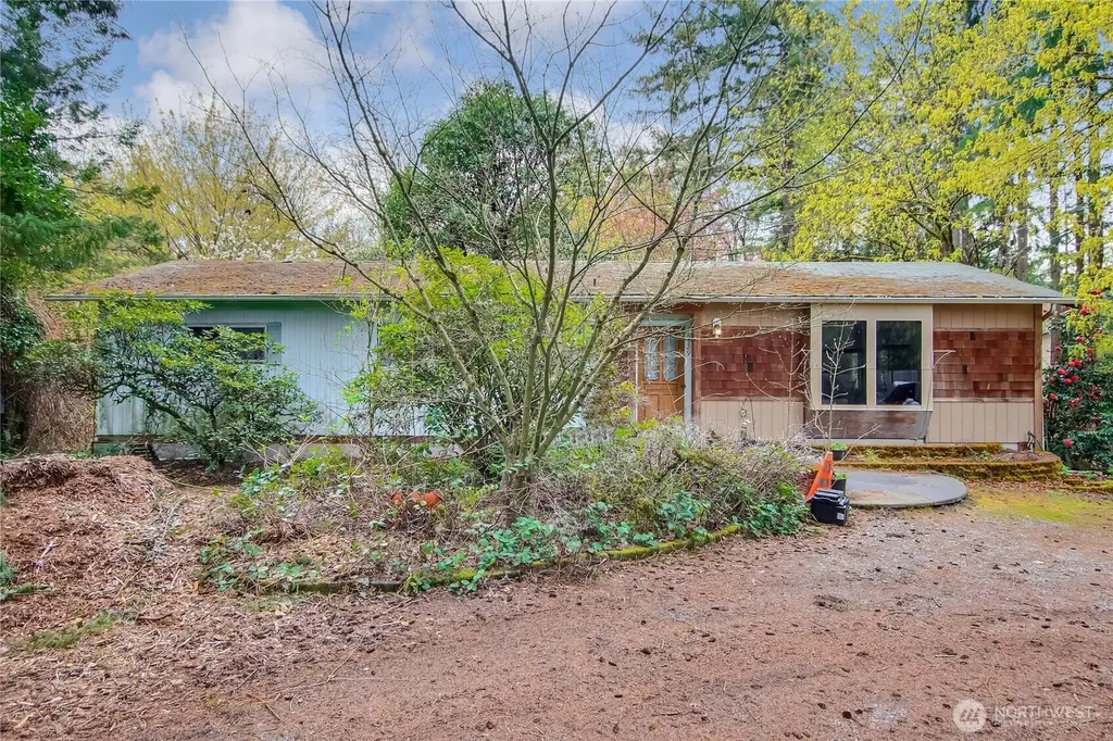 36529 6th Avenue SW Federal Way WA 98023