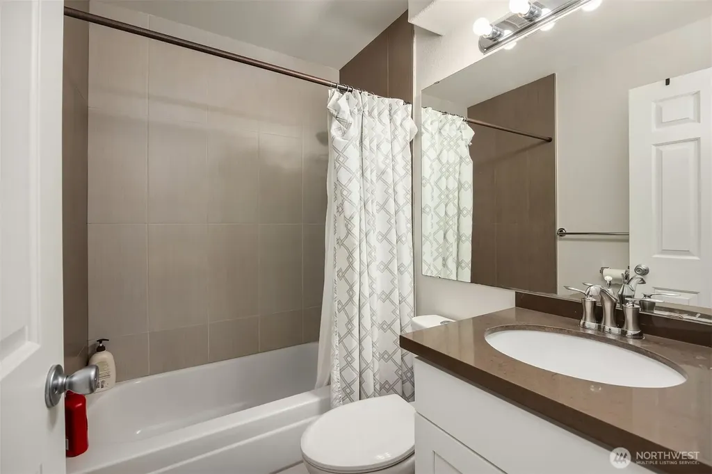 1100 N 31st Street Renton WA 98056