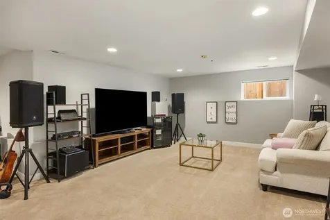 1100 N 31st Street Renton WA 98056