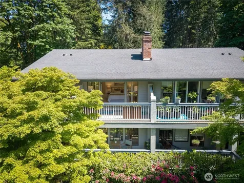 19616 61st Place NE Kenmore WA 98028