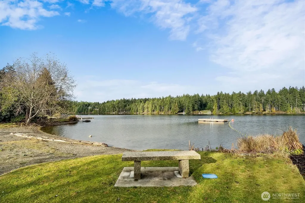 11409 Hillcrest Drive Anderson Island WA 98303