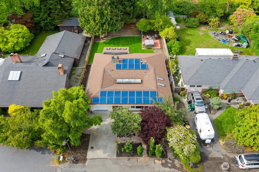 1018 NW 130th Street Seattle WA 98177