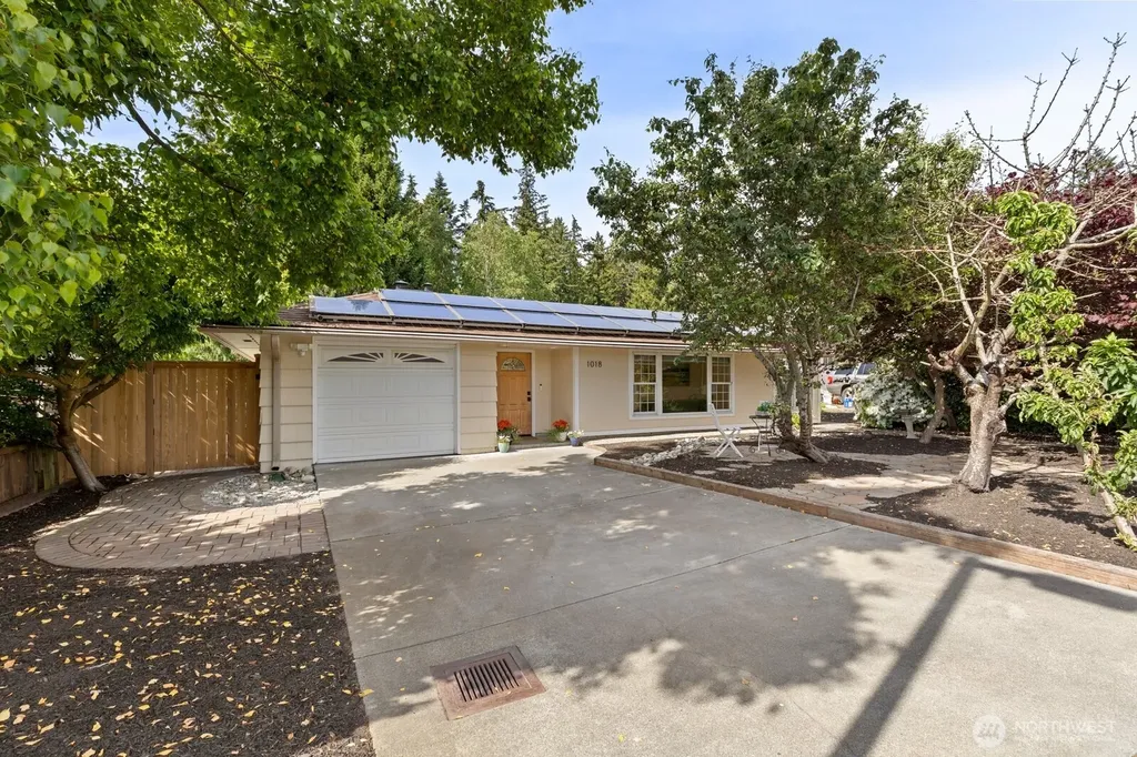 1018 NW 130th Street Seattle WA 98177