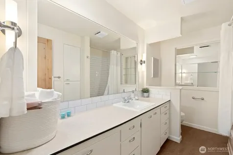 1018 NW 130th Street Seattle WA 98177