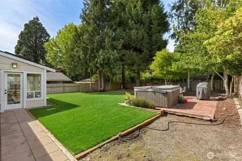 1018 NW 130th Street Seattle WA 98177