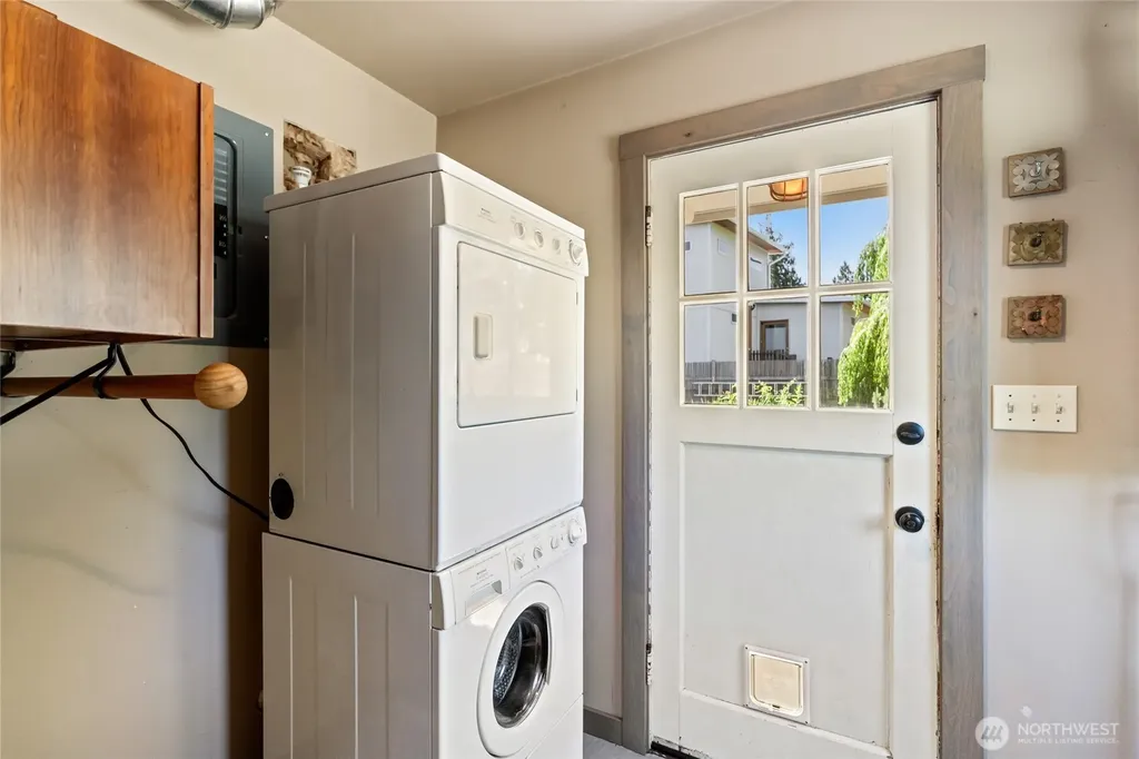 305 49th Street Port Townsend WA 98368