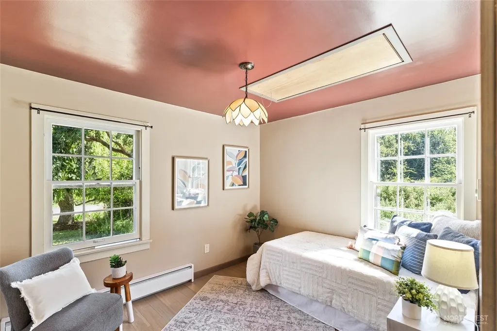 305 49th Street Port Townsend WA 98368