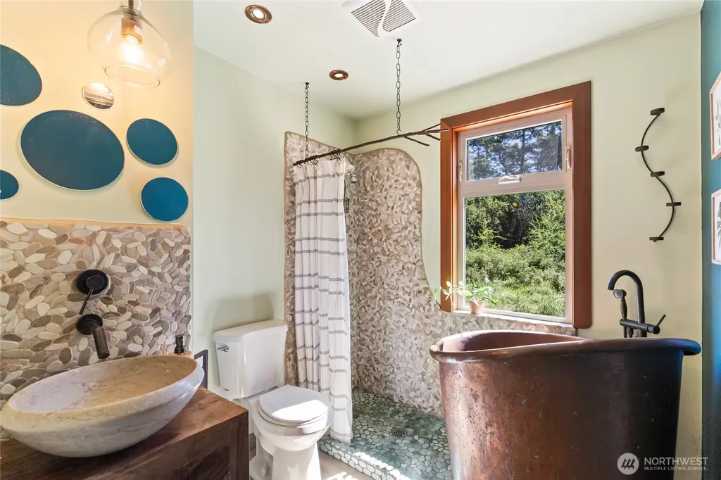 305 49th Street Port Townsend WA 98368