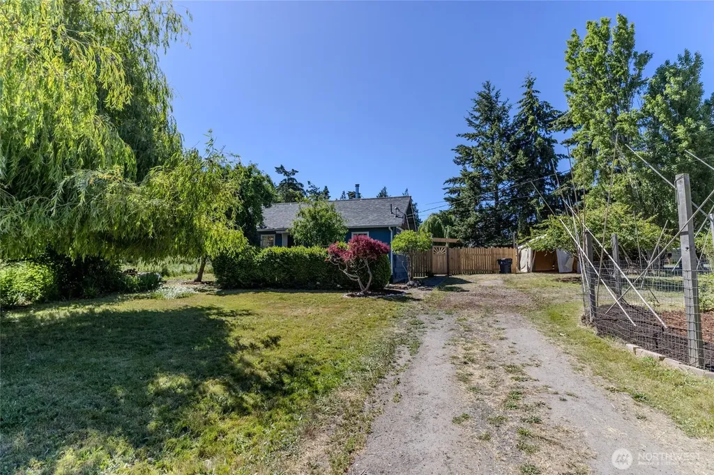 305 49th Street Port Townsend WA 98368